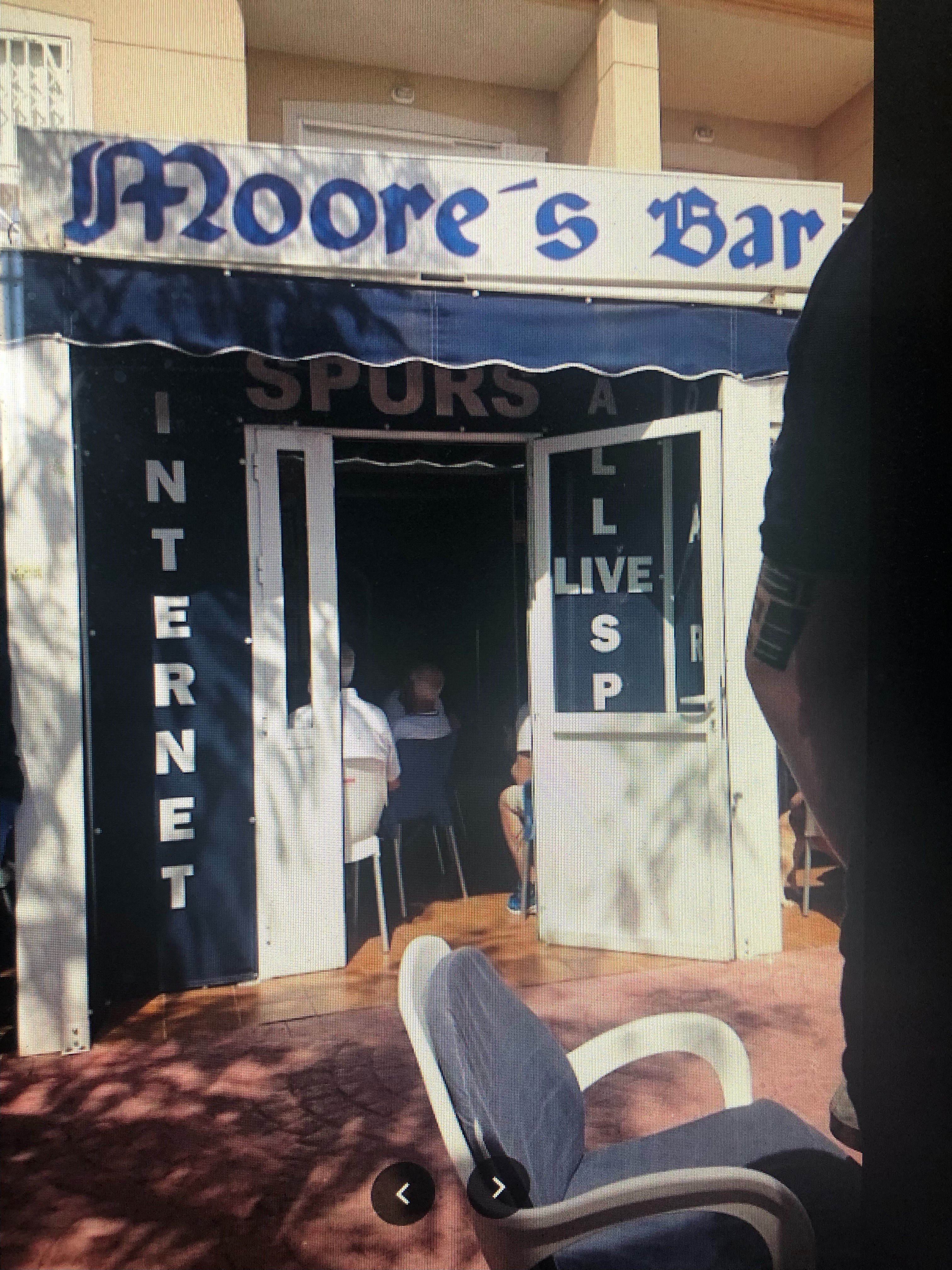 Moores Bar.jpg